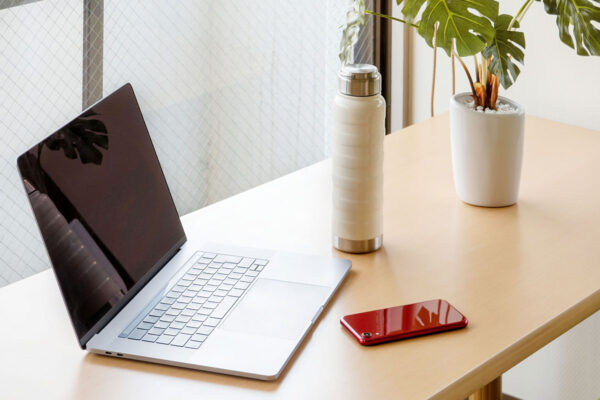 テレワーク Mac iPhone